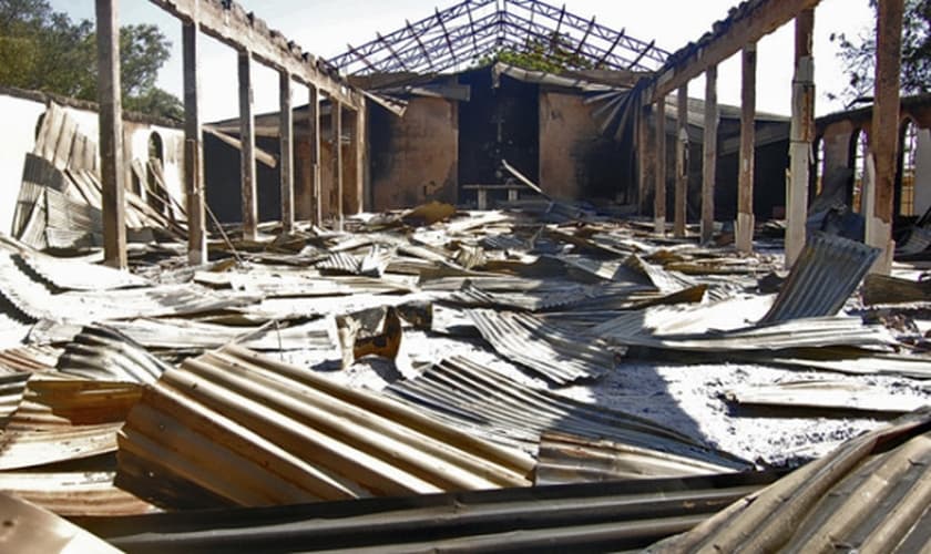 Igreja cristã destruída pelo Boko Haram, grupo extremista islâmico mais temido da Nigéria. (Foto: Divulgação/Christian Post)