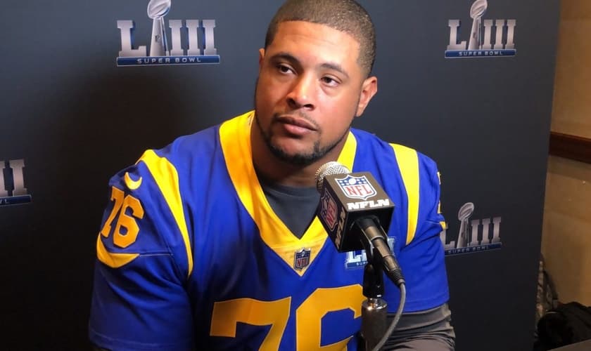 Rodger Saffold, atacante do Los Angeles Rams. (Foto: YouTube/Sports Spectrum)