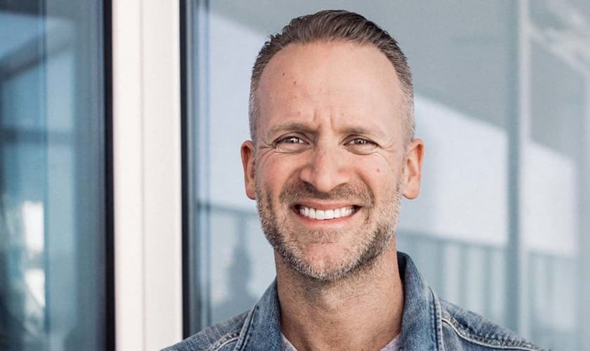 Brian Johnson fala sobre sua luta e vitória sobre a ansiedade. (Foto: Reprodução/Fox News)