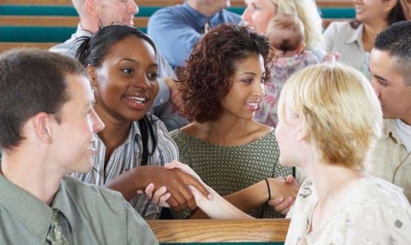 Amizades na igreja podem incentivar saúde física e mental. (Foto ilustrativa: Thinkstock)