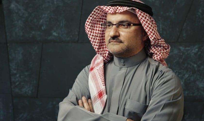 Depois de comparar a Bíblia e o Alcorão, Al Fadi deixou as tradições do Islã e começou uma vida com novos valores. (Foto: Divulgação)