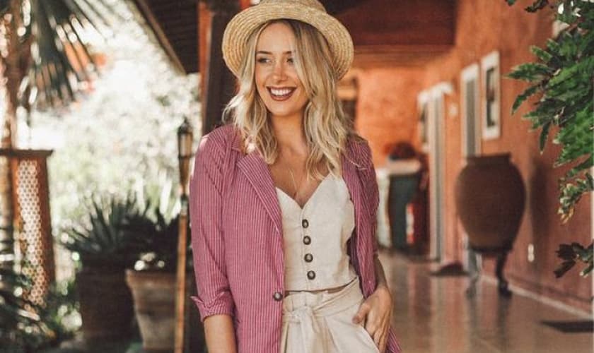 Looks com blazer de linho para se inspirar. (Foto: Reprodução/Pinterest)