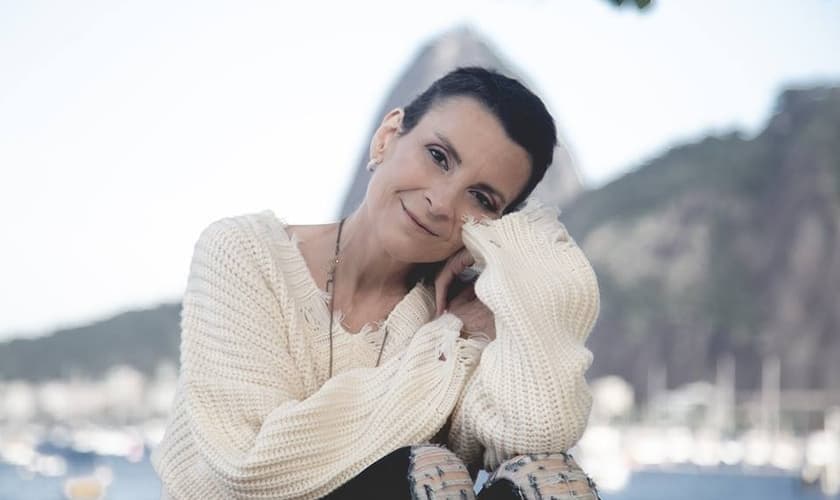 Lutando contra um câncer no pulmão, Ludmila Ferber se tornou um exemplo de fé e superação. (Foto: Reprodução/Facebook)