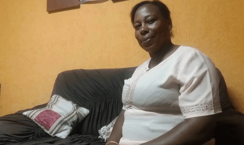 Depois da tragédia em Suzano, Silmara quer ajudar a reerguer a escola Raul Brasil. (Foto: Priscila Mengue/Estadão)