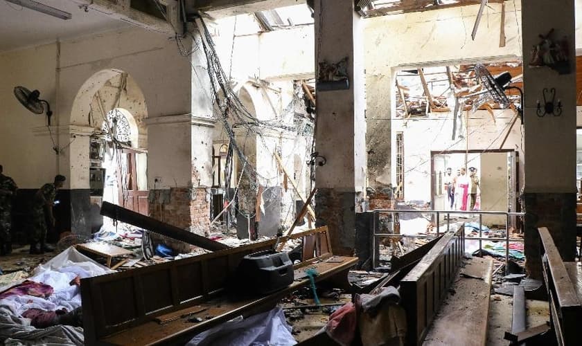 Fiéis celebravam a Páscoa em igrejas que foram alvos de ataques (Foto: Ishara S. Kodikara/AFP)