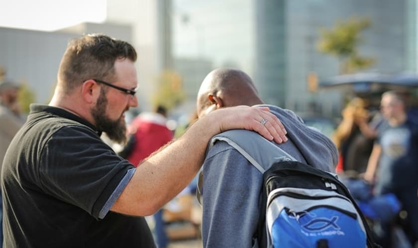 Pesquisa mostra que maioria dos cristãos não tem evangelismo como prática no cotidiano. (Foto: Chelsea/Lightstock)