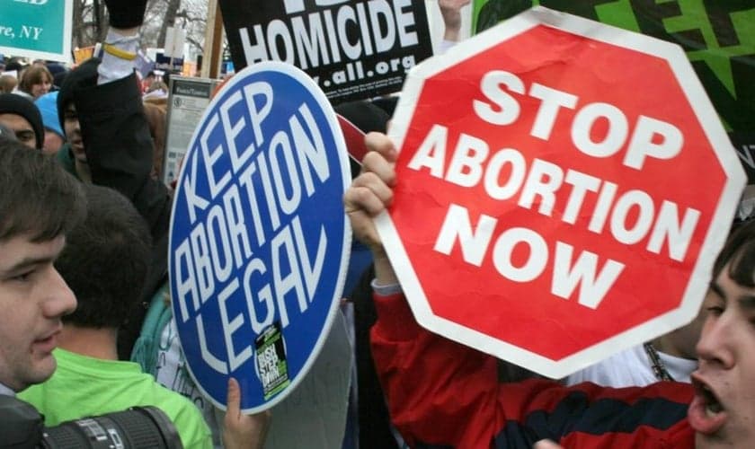 Grupos pró-vida protestam contra aborto nos EUA. (Foto: AFP/Getty)