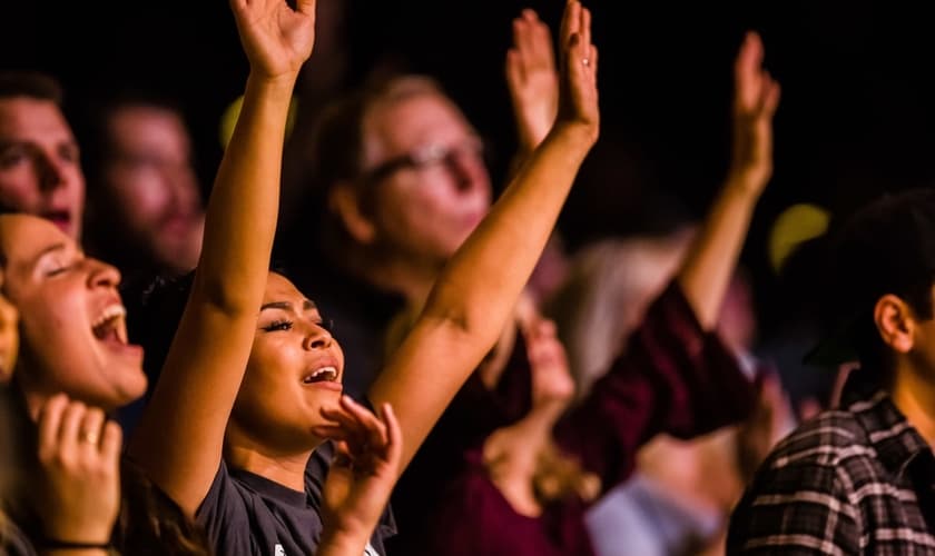 Pesquisa diz que jovens são mais engajados em sua fé do que outras gerações. (Foto: Damion I. Hamilton)