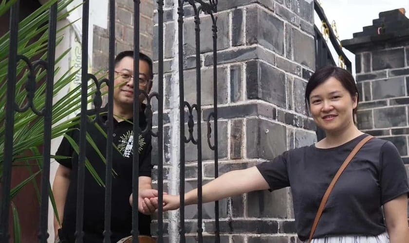 Pastor Wang Yi e sua esposa Jiang Rong, que foram presos em dezembro de 2018. (Foto: Reprodução/Facebook)