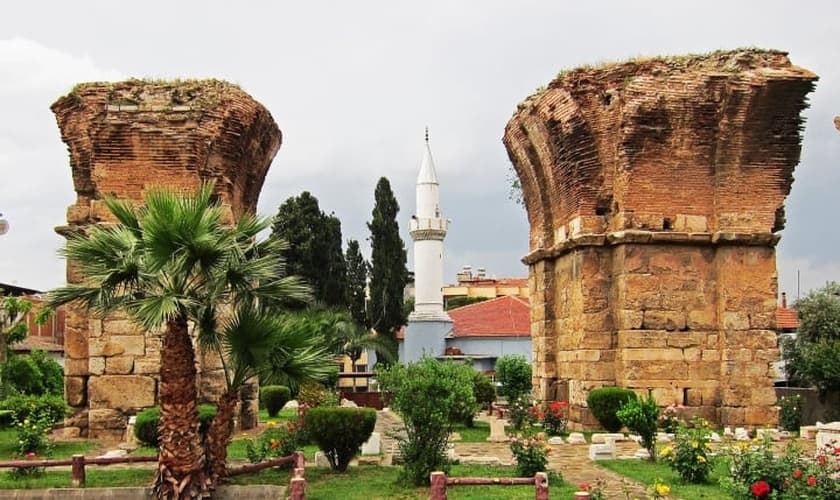 Ruínas da igreja de Filadélfia em Alasehir, na Turquia. (Foto: Romania Missions)