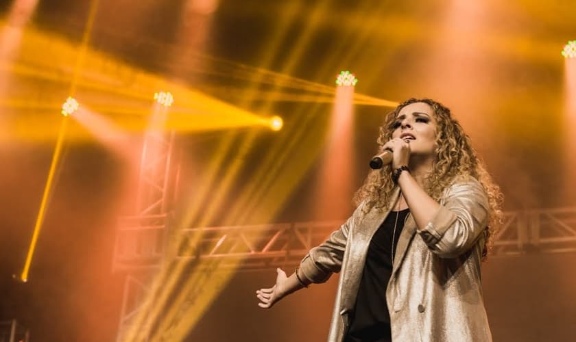 Gabi Sampaio está lançando o EP "Até Que Toda Terra Cante". (Foto: