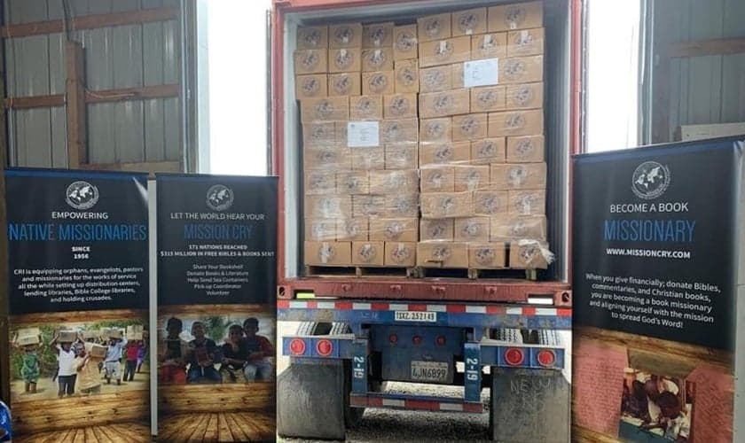 Contêiner com Bíblias para Hong Kong. (Foto: Reprodução/Mission Network)