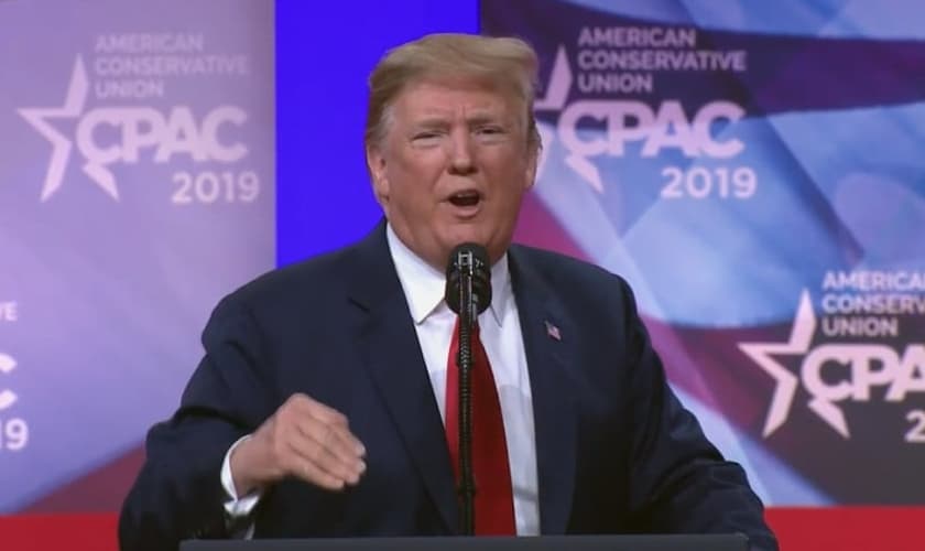 Donaldo Trump discursando na Conferência de Ação Política Conservadora 2019, nos EUA. (Foto: Reprodução/Ohio Star)