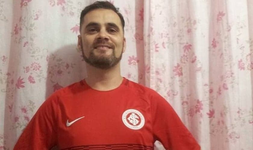 Pr. Lisandro Canes. (Foto: Reprodução/Facebook)