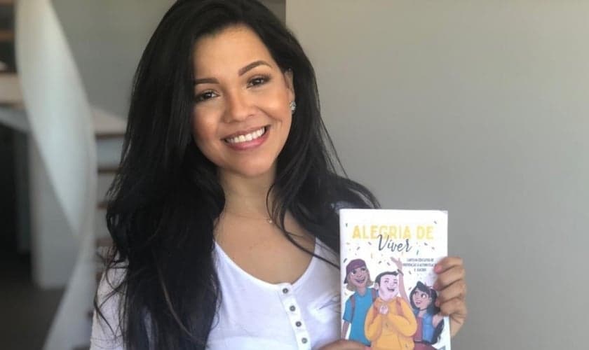 Priscila Costa é vereadora pelo PRTB em Fortaleza e autora da cartilha "Alegria de Viver". (Foto: Divulgação)