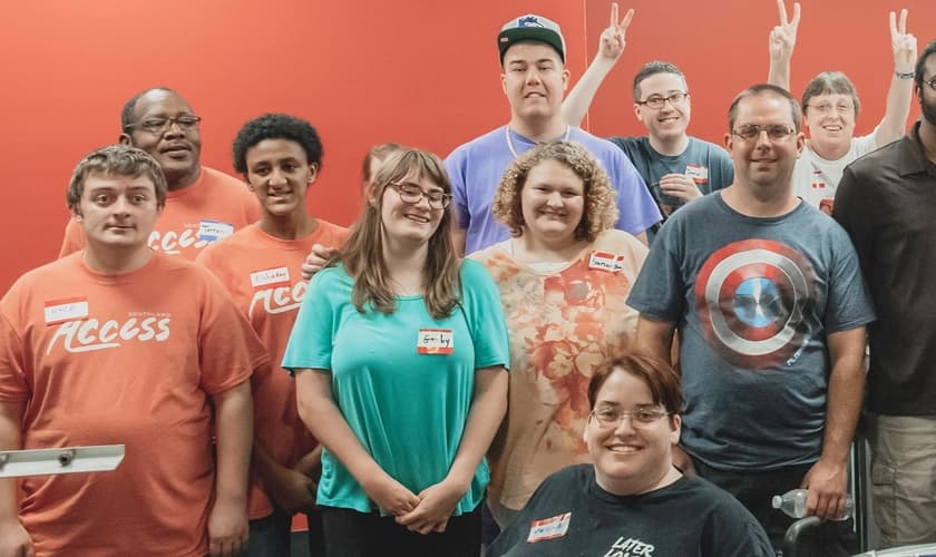 Todos os funcionários da McLeod's Coffee House, nos EUA, têm necessidades especiais. (Foto: Reprodução/Facebook)