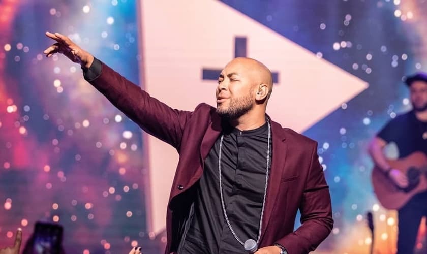 Ton Carfi gravou seu DVD "Tríade". (Foto: Renan Yudi)