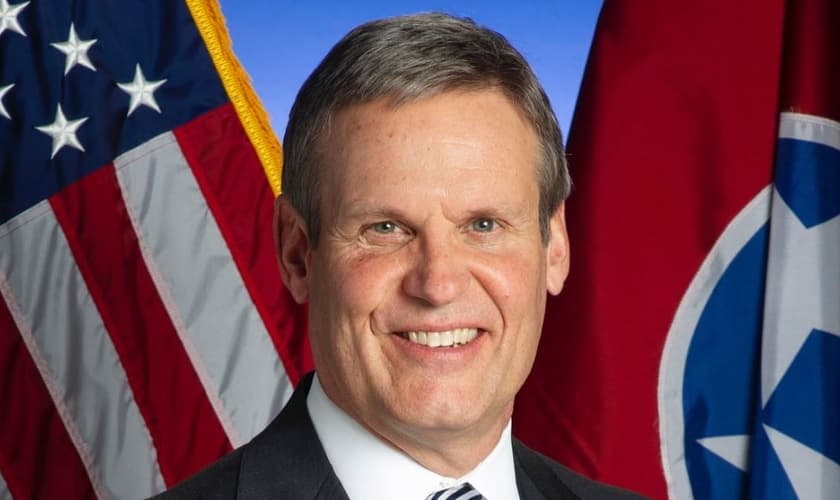 Governador Bill Lee declara Dia de Oração no estado do Tennessee. (Foto: Reprodução/Christian Headlines)