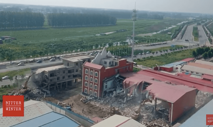 Igreja 'Jesus Verdadeiro' foi demolida na China. (Imagem: Bitter Winter/YouTube)