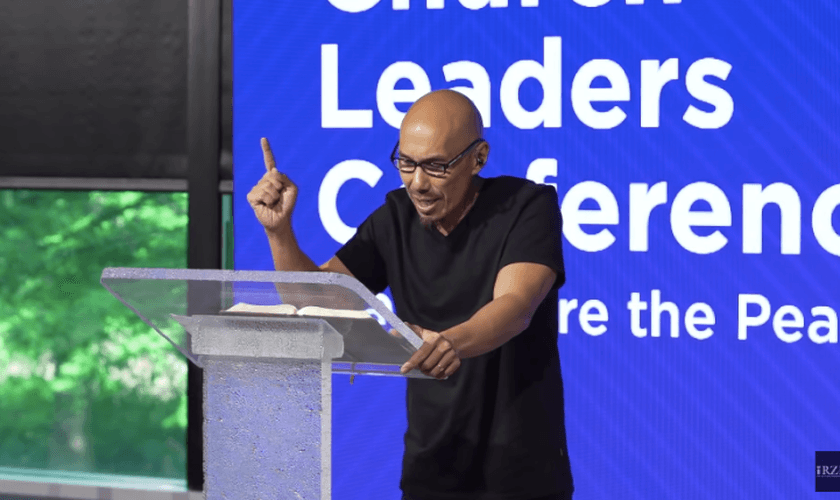 Francis Chan foi um dos preletores convidados para o 'Q Commons'. (Foto: Q Commons)