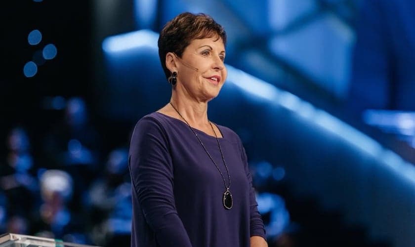 A autora Joyce Meyer explica a importância de alcançar a maturidade espiritual. (Foto: Lakewood Church)
