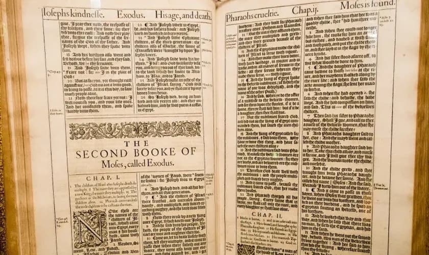 Primeira edição da Bíblia King James. (Foto: Reprodução/Flickr)