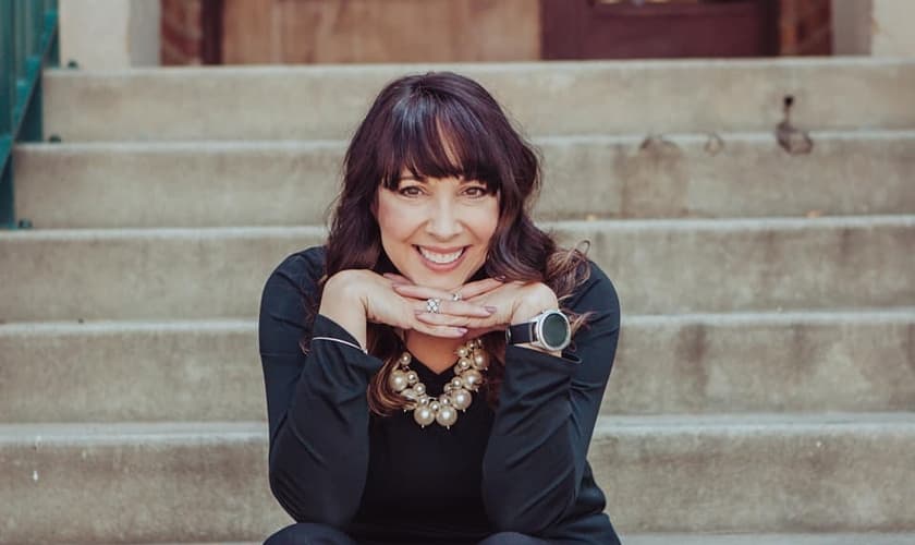 Amy J. Miranda foi restaurada de seu passado na prostituição. (Foto: Reprodução/Facebook)