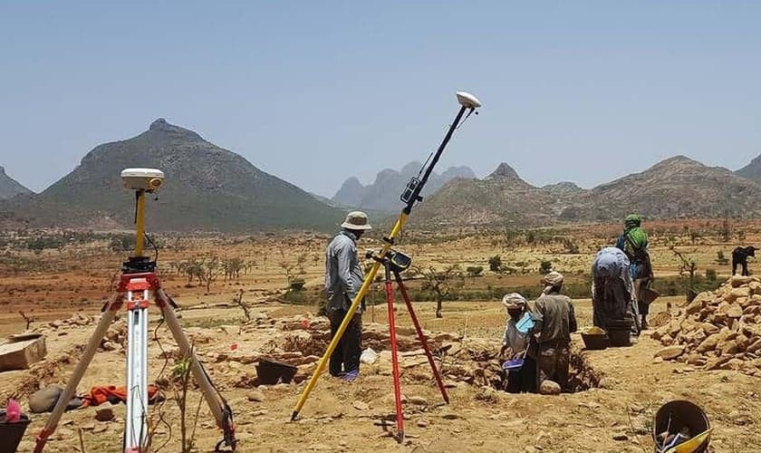 Em um sítio arqueológico na Etiópia, os pesquisadores descobriram a mais antiga igreja cristã da África subsaariana. (Foto: Reprodução/Ioana Dumitru)