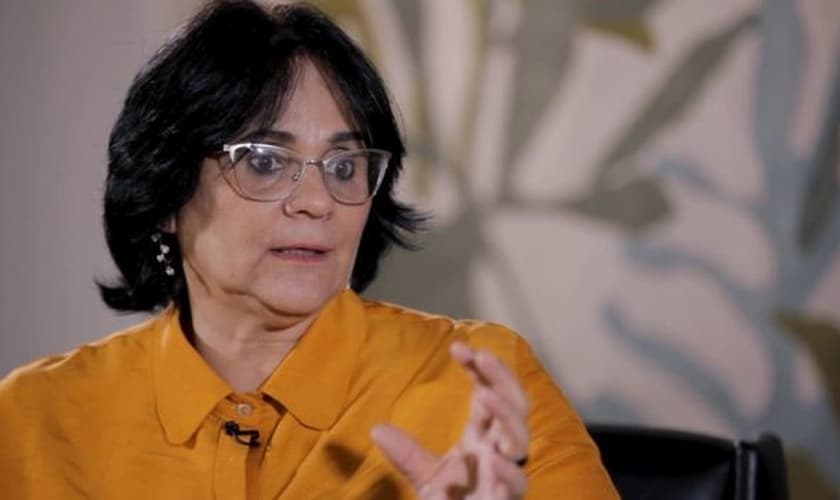 A ministra Damares Alves. (Foto: Elisa Kriezis/BBC)