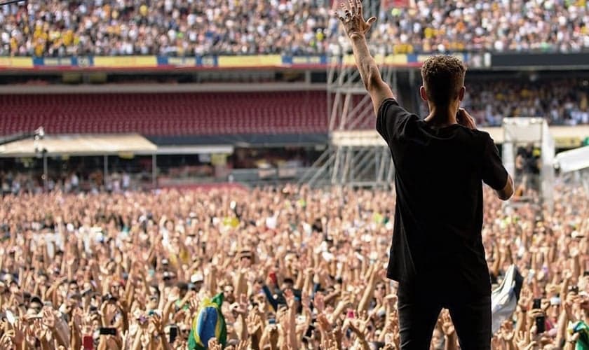 Mais de 4.800 pessoas aceitam Jesus nos três estádios do The Send. (Foto: The Send Brasil)