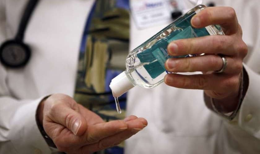 Doações no Brasil para combate ao coronavírus já ultrapassam R$ 386,6 milhões. (Foto: Lara Solt/Dallas Morning News)