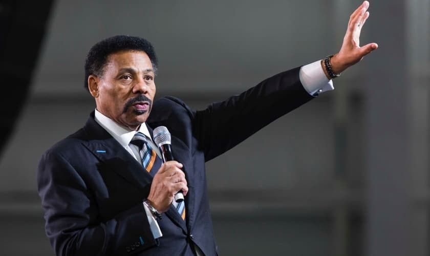 Tony Evans é pastor da pastor sênior da Irmandade Bíblica de Oak Cliff, em Dallas. (Imagem: Youtube)