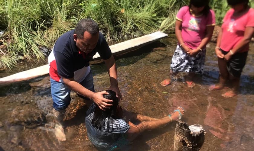 Aldeias da tribo xavante têm sido alcançadas pelo Evangelho. (Fotos: Portal Universal)