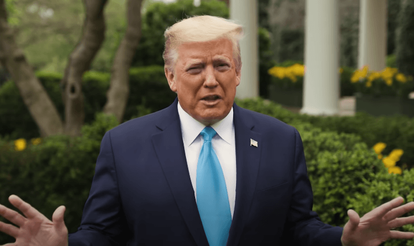 O presidente dos EUA Donald Trump enviou uma mensagem de Páscoa a partir da Casa Branca. (Foto: White House)