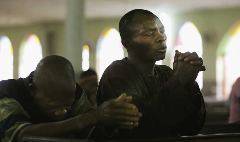 Cristãos têm sofrido perseguição ainda maior durante a pandemia do coronavírus na África. (Foto: Getty Images)