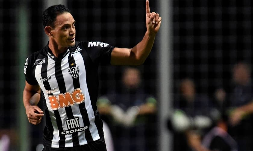 Ricardo Oliveira comemora gol do Atlético-MG sobre o Danubio, pela Libertadores. (Foto: Getty Images)