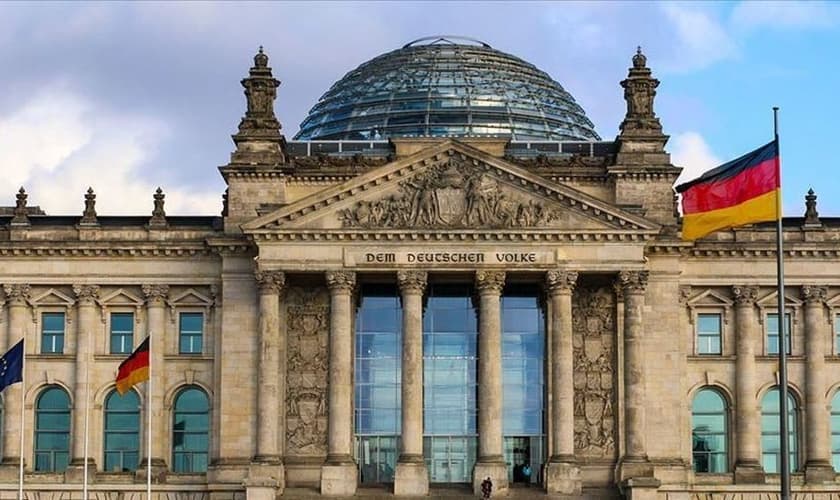 O parlamento alemão aprovou uma lei que proíbe a "terapia de conversão gay" para menores. (Foto: Cezary Piwowarski, Wikipedia, CC)