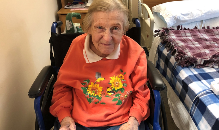 Rose Leigh-Manuel vive em um lar para idosos de Long Island, Nova York e destacou sua fé na vitória contra o coronavírus. (Foto: ABC7)