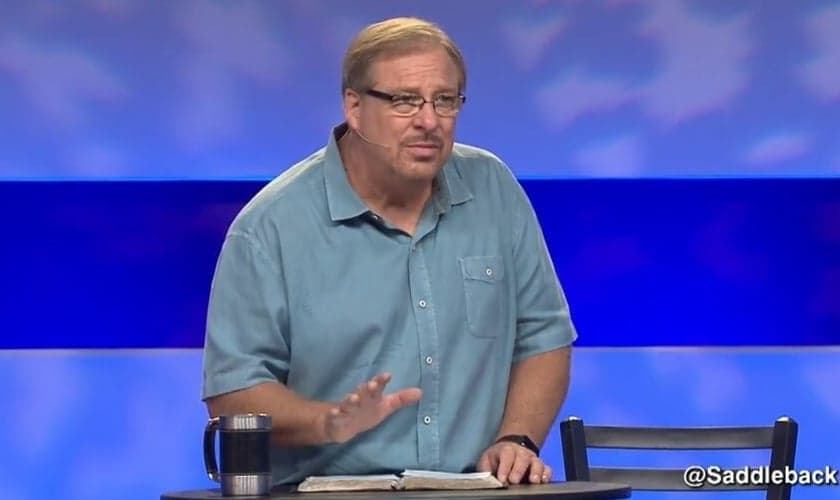 Rick Warren, fundador e ex-pastor sênior da Saddleback Church.  (Foto: Reprodução/ Saddleback Church)