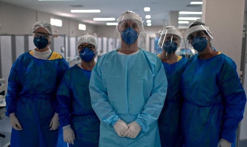 O Brasil superou a marca de 1 milhão de recuperados do novo coronavírus, segundo a Universidade Johns Hopkins. (Foto: AFP)