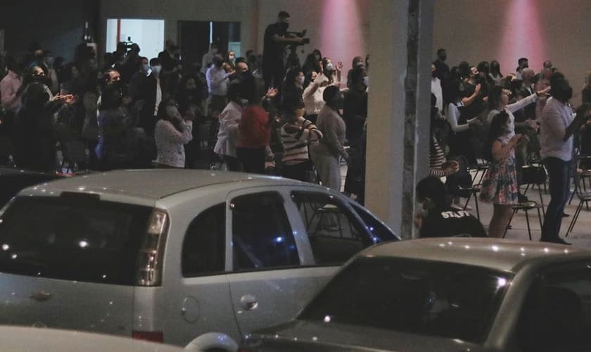 Culto da Assembleia de Deus Missão em São José dos Campos. (Foto: André Câmara)
