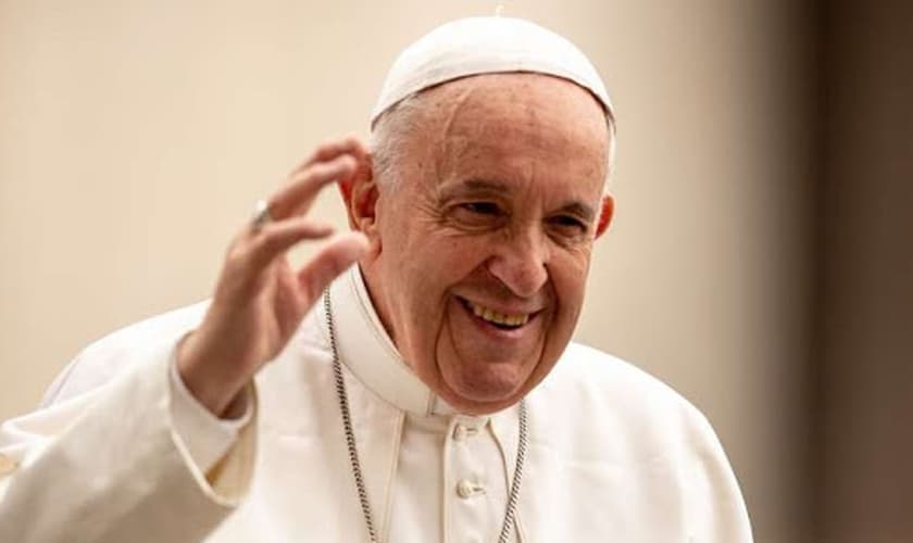 Papa Francisco elogiou o trabalho de Mónica Astorga, de 53 anos, que acolhe homens que se declaram como mulheres. (Foto: CNA / EWTN News)