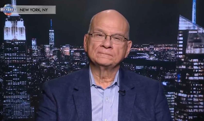 Pastor Tim Keller está lutando contra o câncer de pâncreas e disse que o tratamento está surtindo efeito. (Foto: Huckabee /  Youtube)