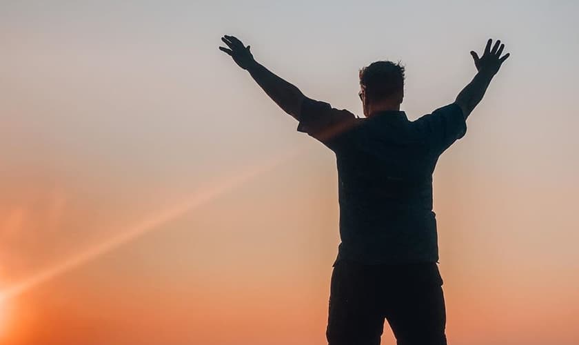 O pastor Joel Engel fala sobre arrependimento no mês de Elul. (Foto: Ministério Engel)