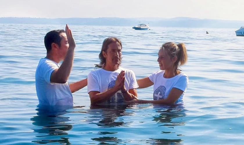 Italianos foram batizados através da atuação de missionários brasileiros. (Foto: Junta de Missões Mundiais)