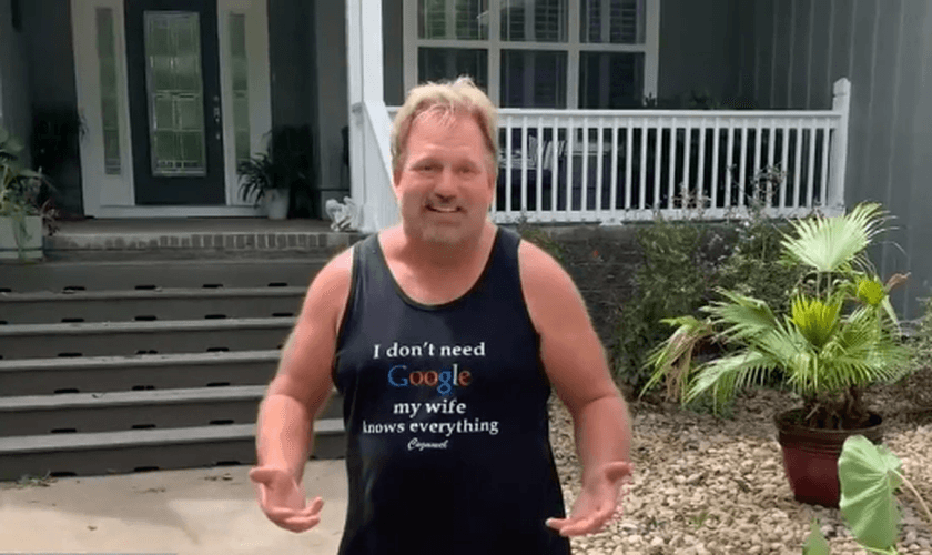 John Rabur é morador do Alabama, uma das regiões afetadas pelo furacão Sally nos EUA. (Foto: FOX10 News)