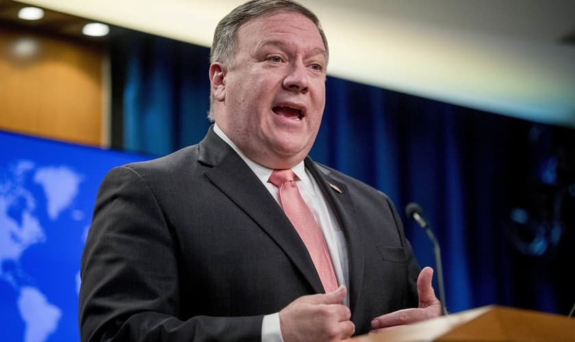 Secretário de Estado dos EUA, Mike Pompeo, em entrevista coletiva em Washington. (Foto: AP/Andrew Harnik)