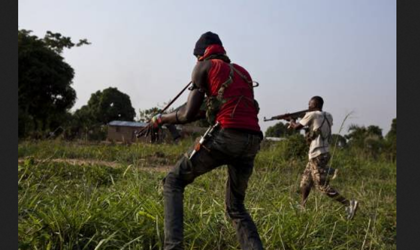 Homens armados invadem localidades no sul da Nigéria. (Foto: Middleeastpress)