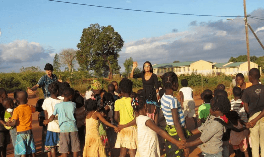 Gabrielli Azevedo se tornou missionária após encontro com Deus. (Foto: Igreja do Nazareno Central de Campinas)