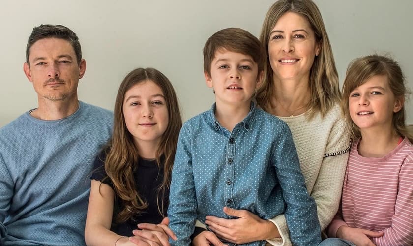 Andrew, Lucy, William, Katie e Eleanor Stringer, família cristã australiana. (Foto: Reprodução / Steven Siewer)